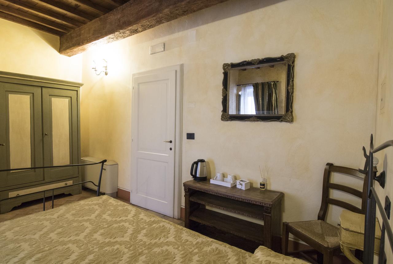 Baldovino Di Monte Bed and Breakfast Monte San Savino Εξωτερικό φωτογραφία